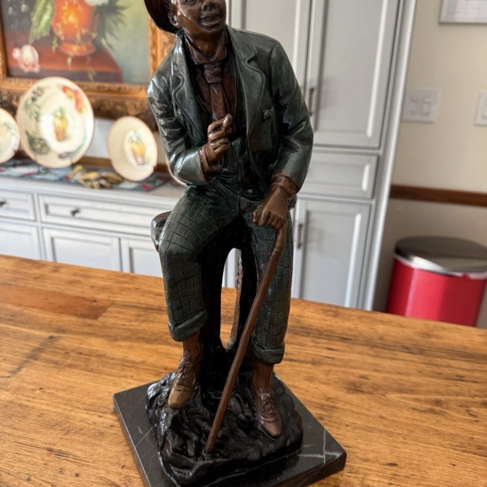 Elegant Bronze Sculpture on Italian Marble Base. This is a Lost Wax Cast Bronze